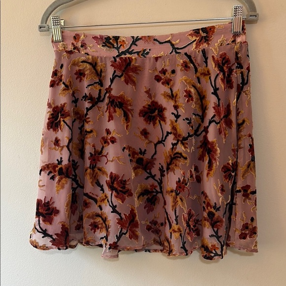 Urban Outfitters Pink Rust Gold Black Embellished Skirt Size M - Picture 1 of 8